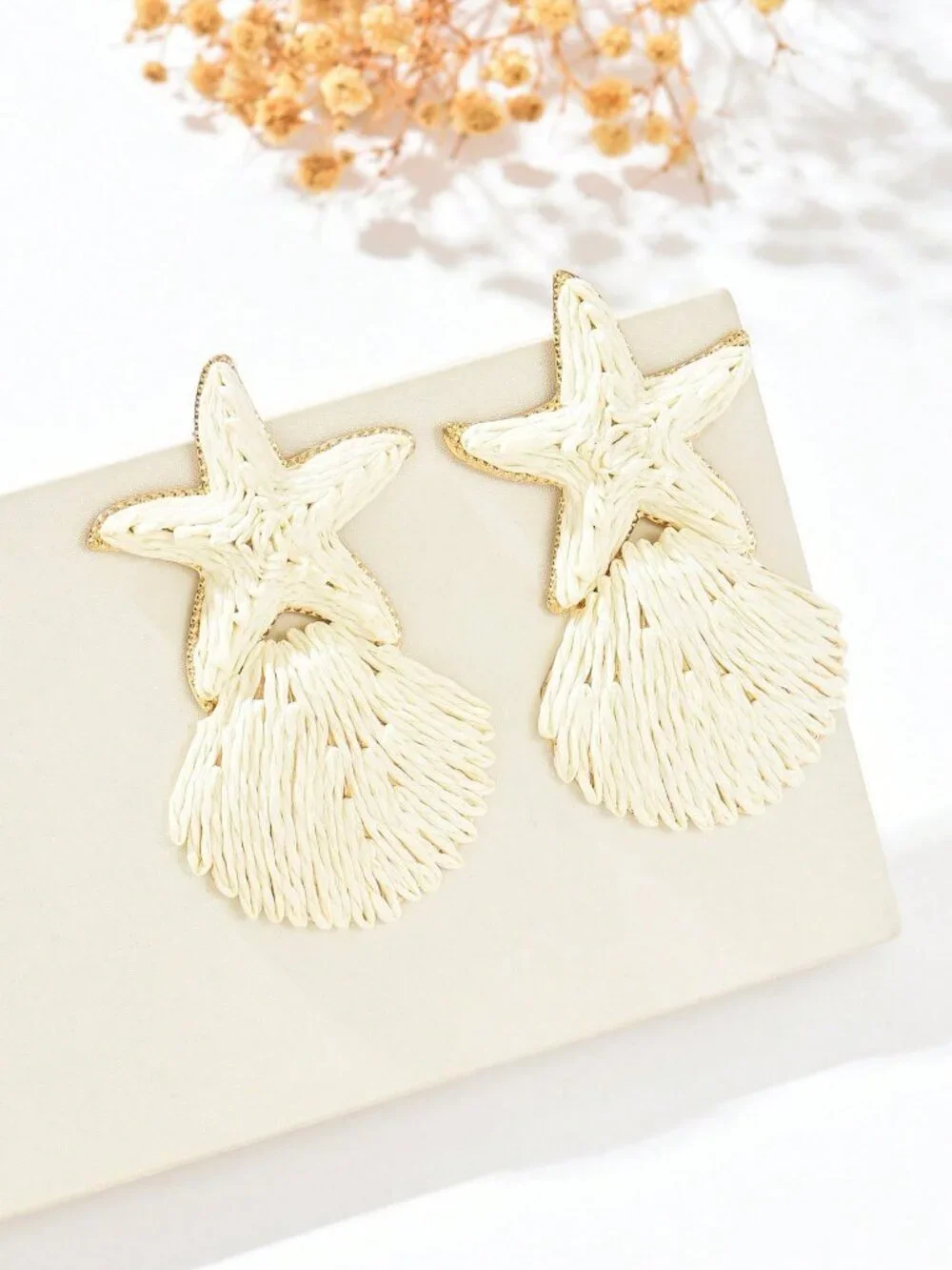 Beige Boho Women's Handmade Woven Raffia Grass Starfish & Shell Earrings
